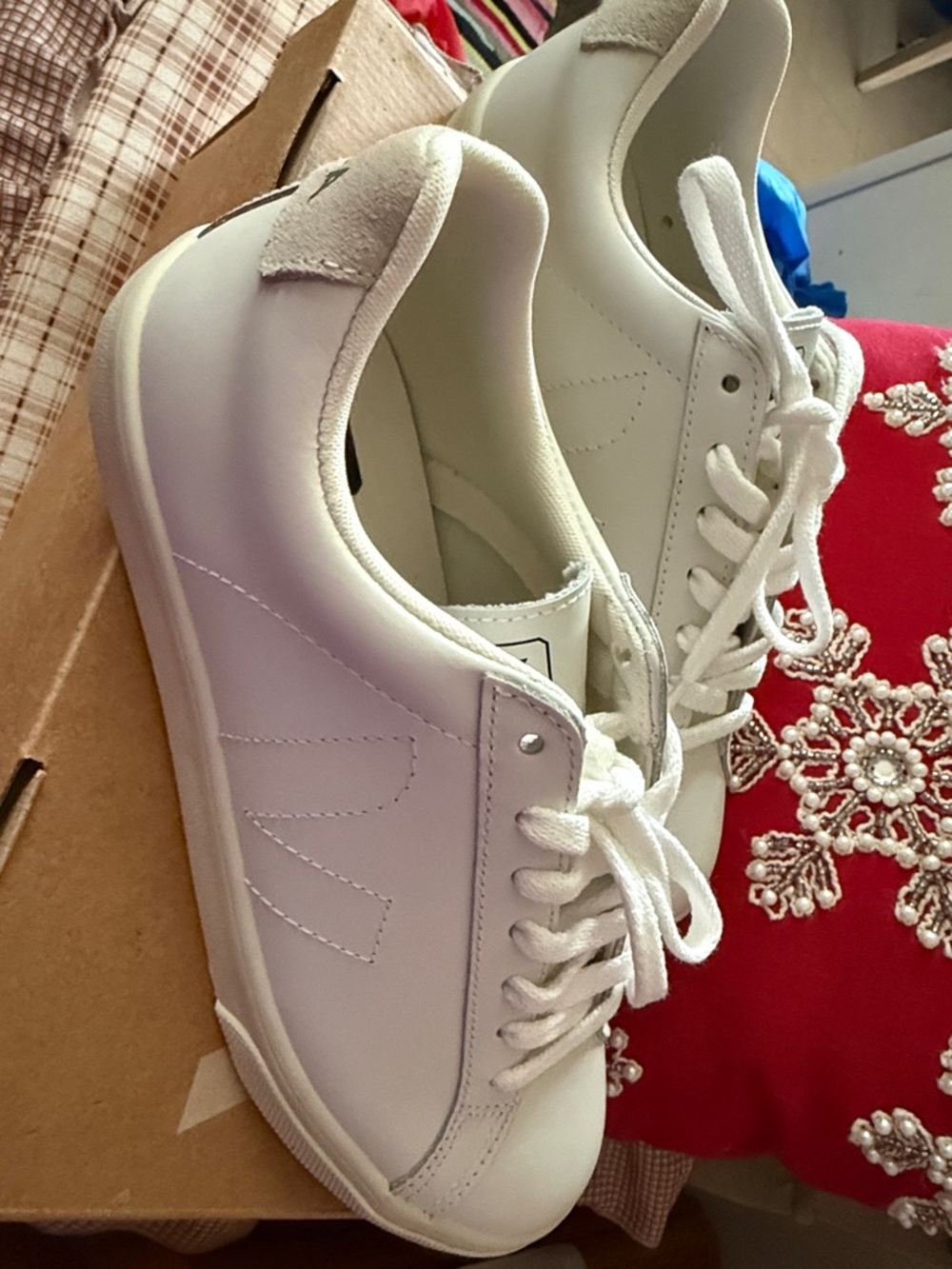 Veja White Leather Low-Top Sneakers with Subtle V Stitch